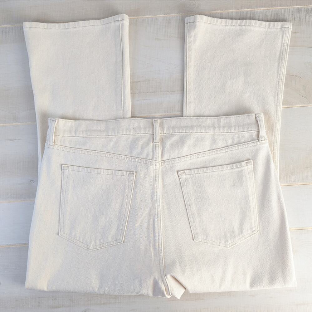 Banana Republic NWT White Ecru Wash High Rise Crop Boot Denim Jean Size 34 - Picture 6 of 9